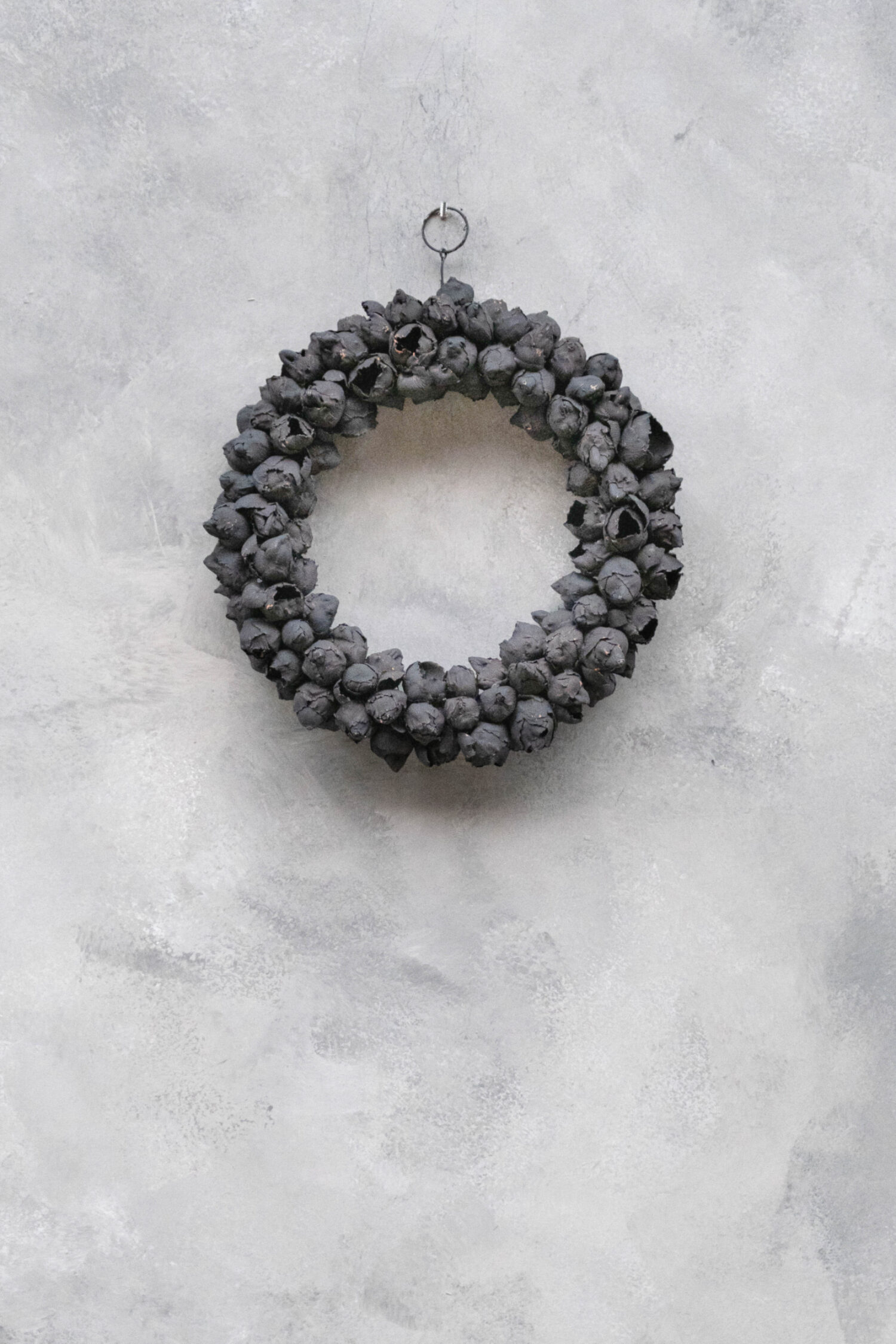 Coco fruit wreath thin