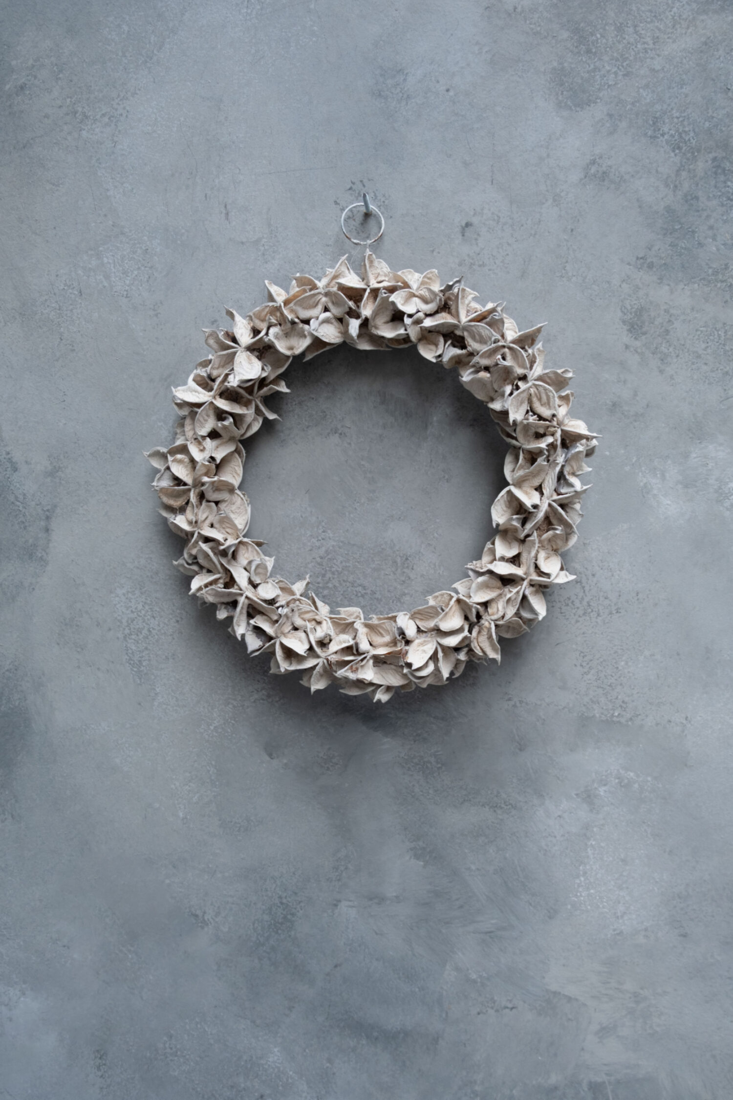 Cotton pod wreath thin